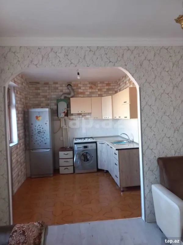 Kirayə verilir 2 otaqlı mənzil 60 m²