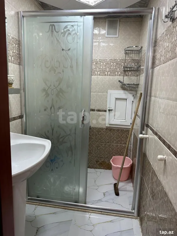 Kirayə verilir 2 otaqlı yeni tikili 92 m²