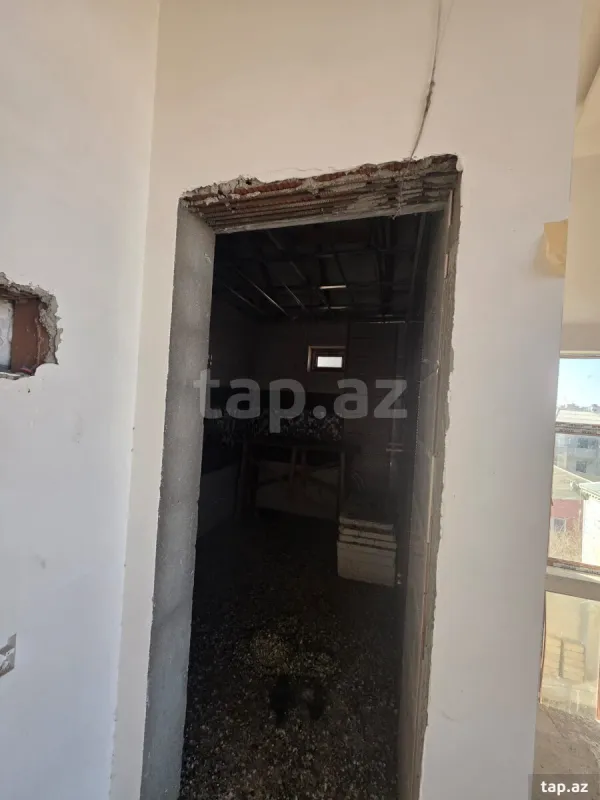 Satılır 5 otaqlı həyət evi