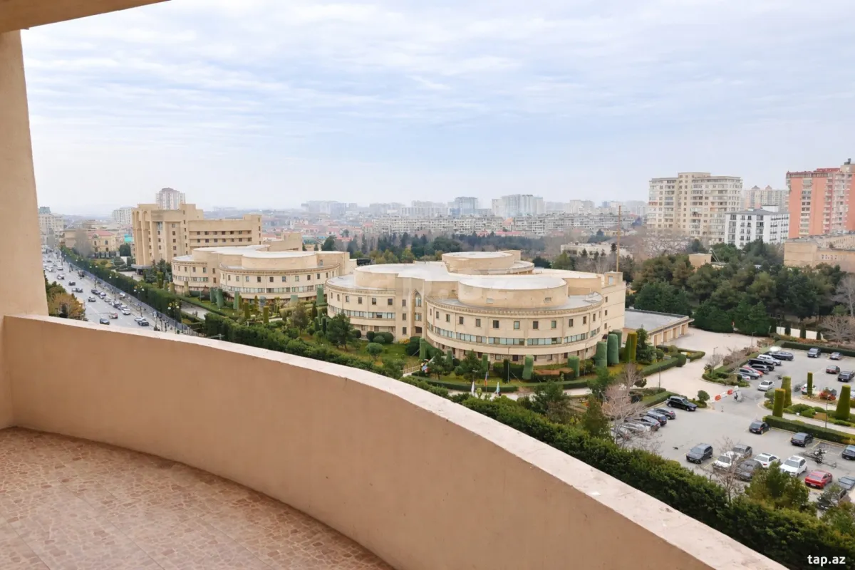 Satılır 1 otaqlı yeni tikili 55 m²