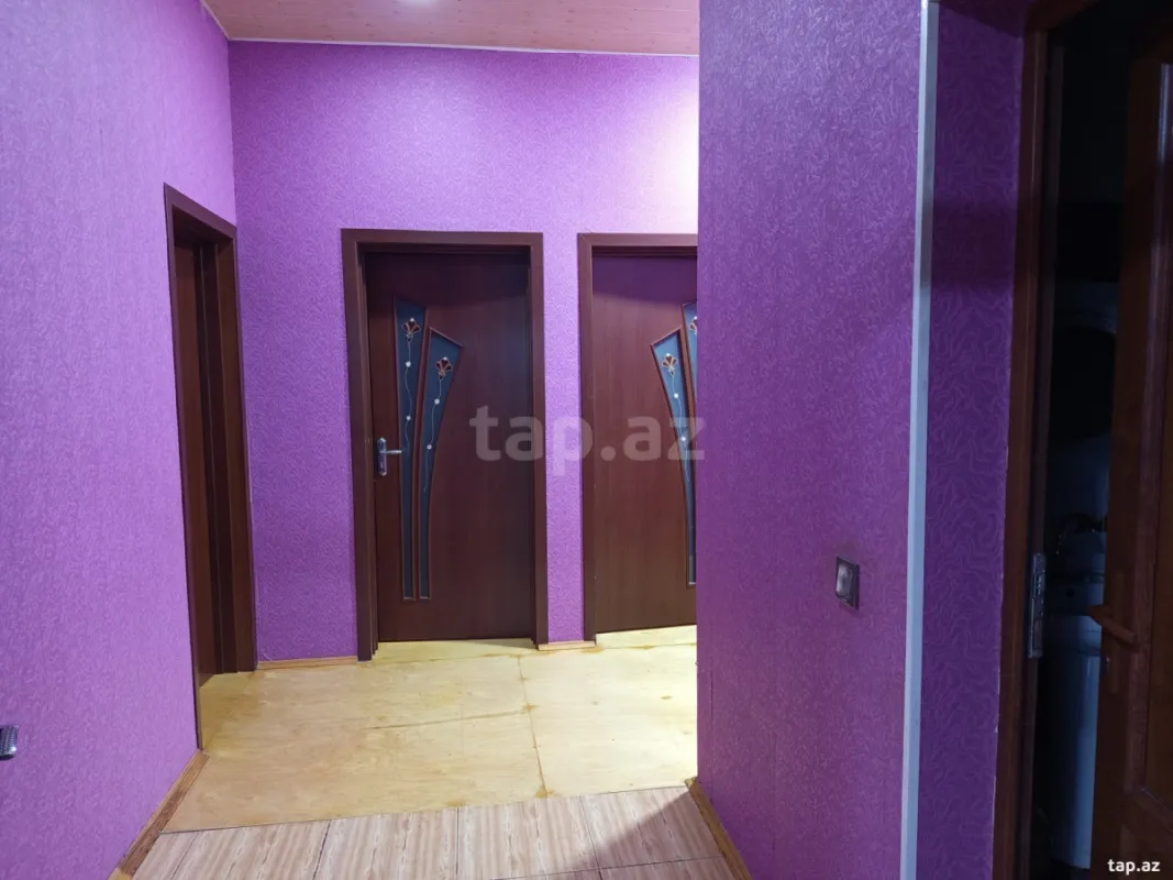 Satılır 4 otaqlı həyət evi