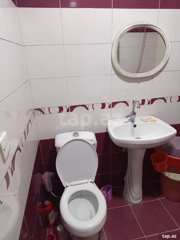 Satılır 4 otaqlı həyət evi