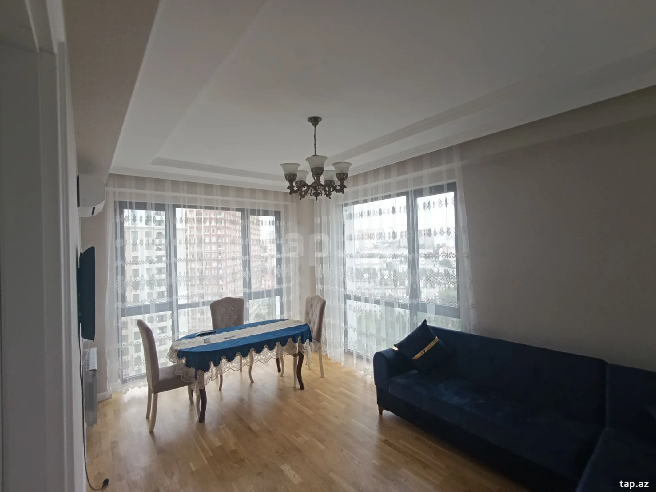 Kirayə verilir 2 otaqlı yeni tikili 65 m²