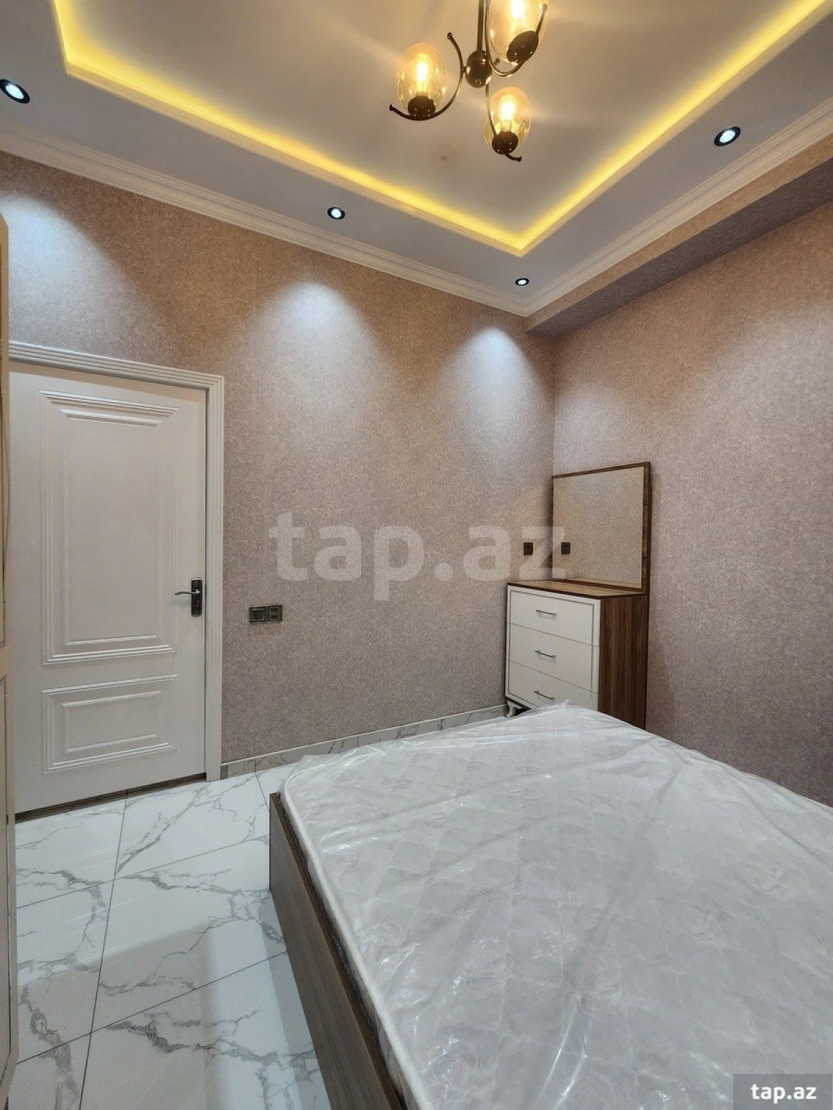 Kirayə verilir 2 otaqlı yeni tikili 40 m²