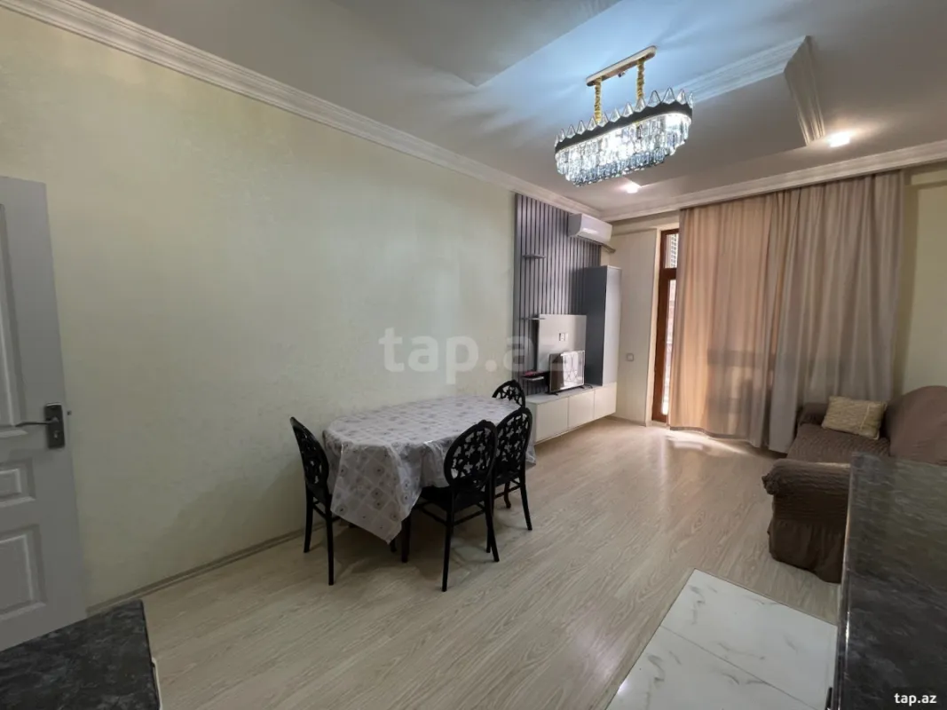 Satılır 2 otaqlı yeni tikili 77 m²