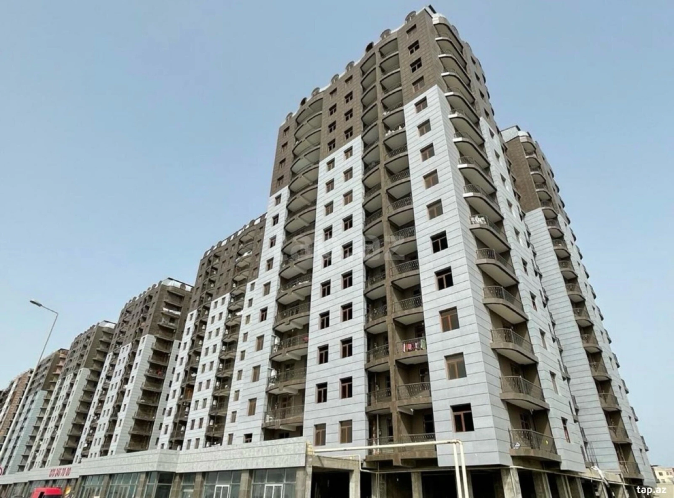 Satılır 2 otaqlı yeni tikili 77 m²