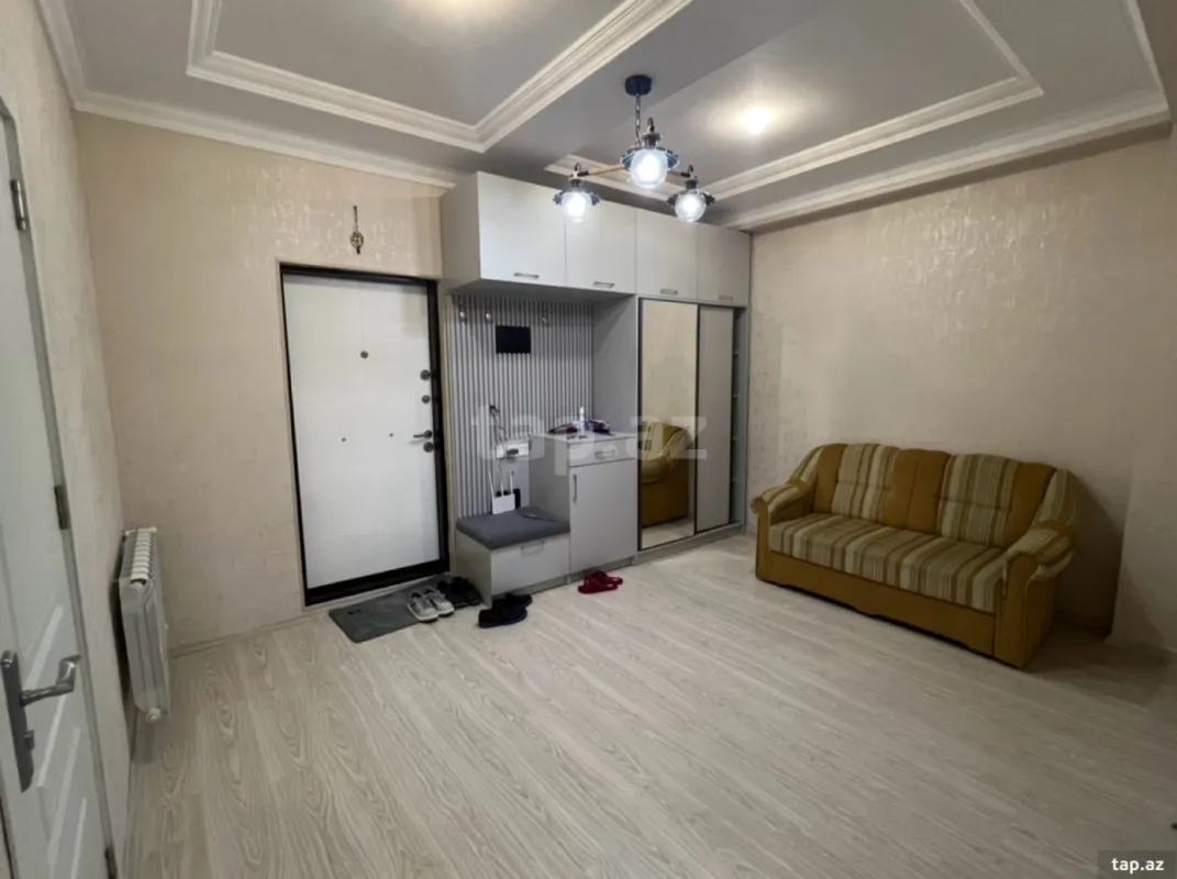 Satılır 2 otaqlı yeni tikili 77 m²