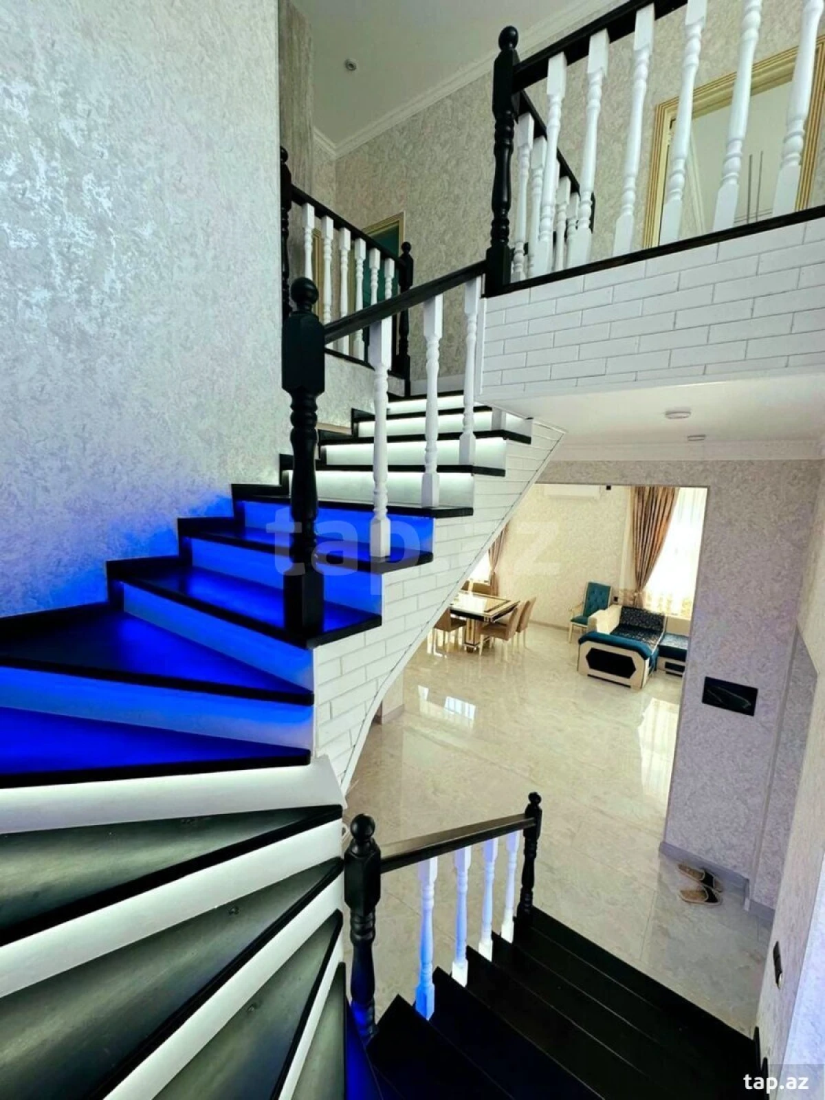 Kirayə verilir 4 otaqlı həyət evi