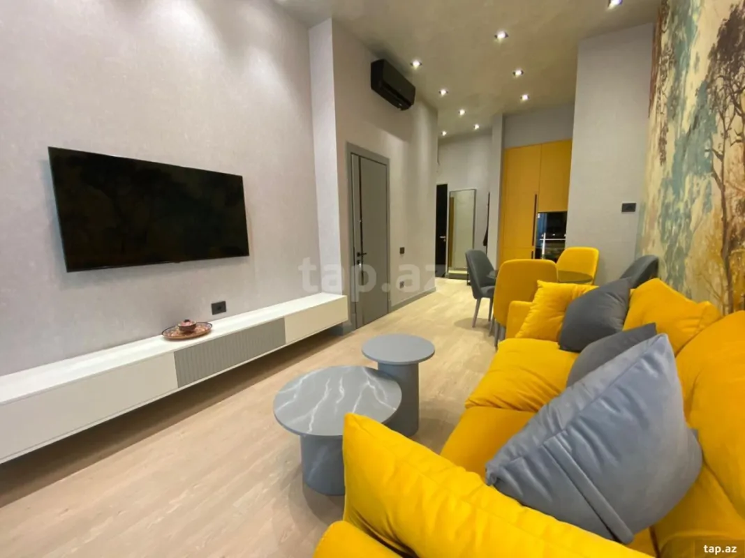 Kirayə verilir 2 otaqlı yeni tikili 65 m²