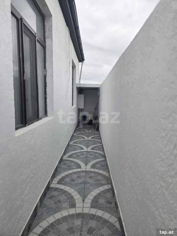 Satılır 4 otaqlı həyət evi
