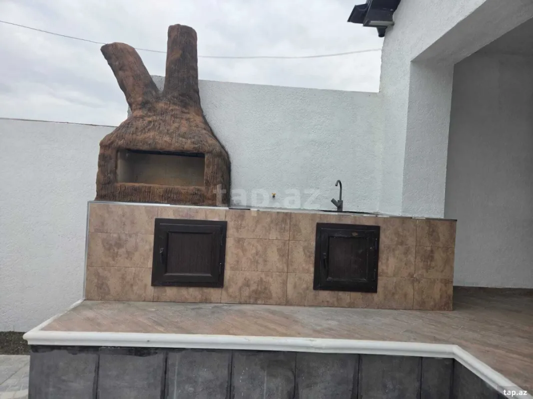 Satılır 4 otaqlı həyət evi