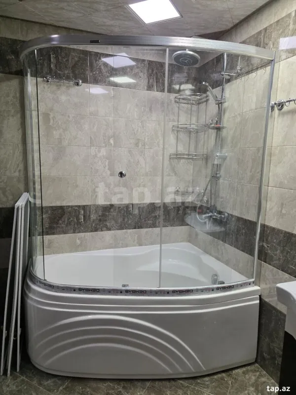 Kirayə verilir 3 otaqlı yeni tikili 100 m²