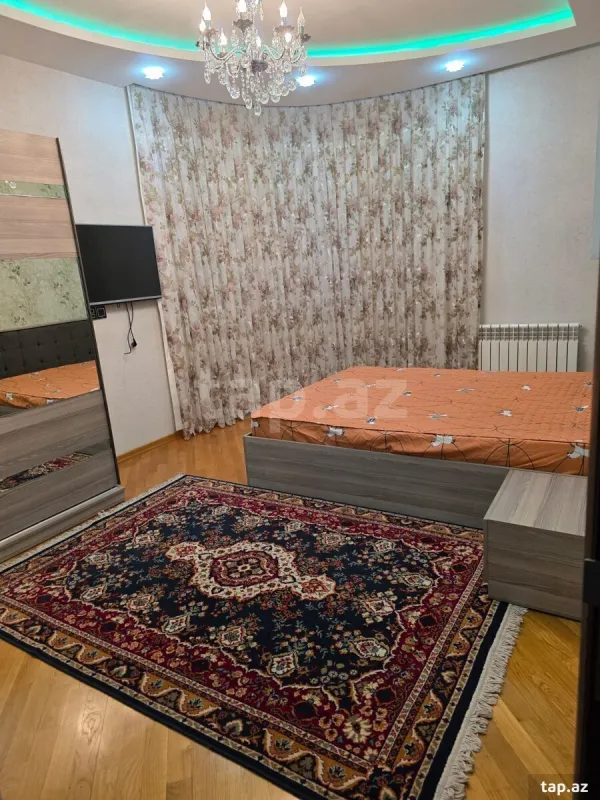 Kirayə verilir 3 otaqlı yeni tikili 100 m²