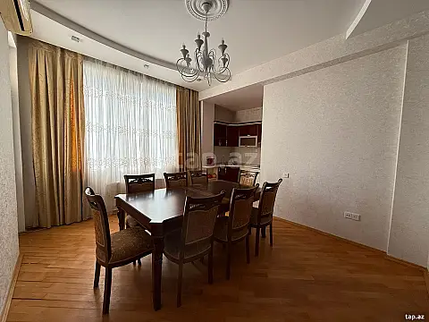Kirayə verilir 2 otaqlı yeni tikili 100 m²
