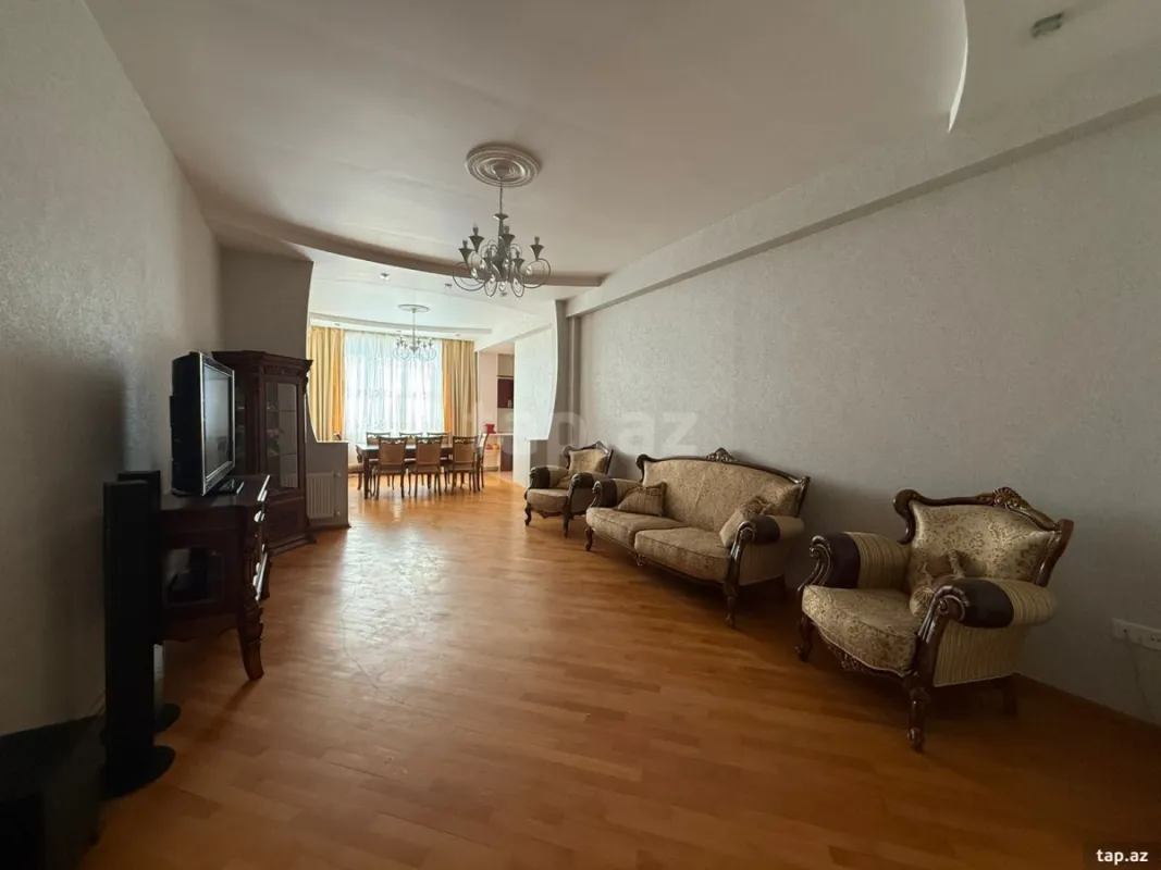 Kirayə verilir 2 otaqlı yeni tikili 100 m²