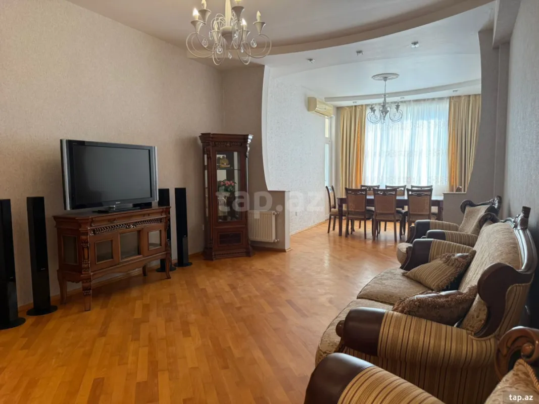 Kirayə verilir 2 otaqlı yeni tikili 100 m²