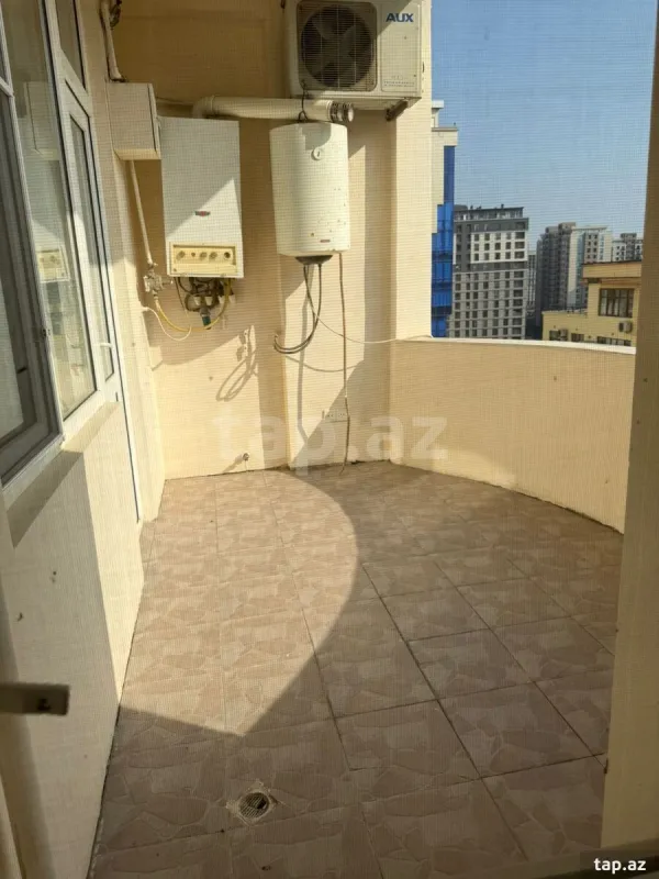 Kirayə verilir 2 otaqlı yeni tikili 100 m²