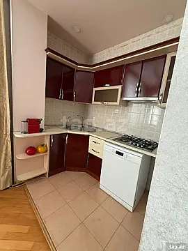 Kirayə verilir 2 otaqlı yeni tikili 100 m²