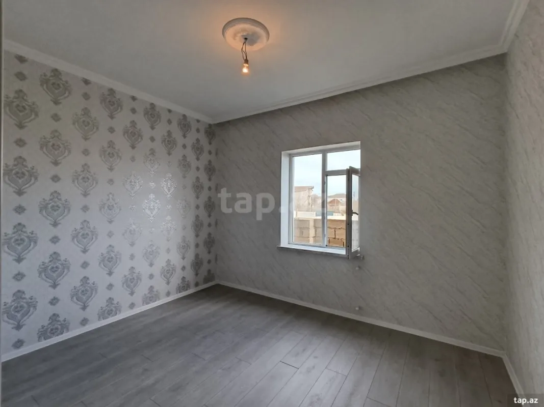 Satılır 4 otaqlı həyət evi