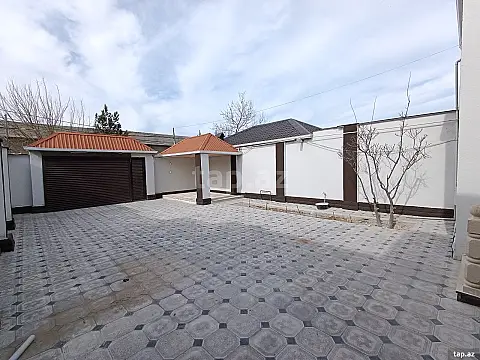 Satılır 4 otaqlı həyət evi