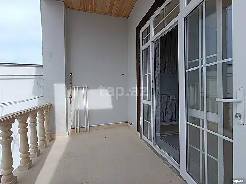 Satılır 4 otaqlı həyət evi