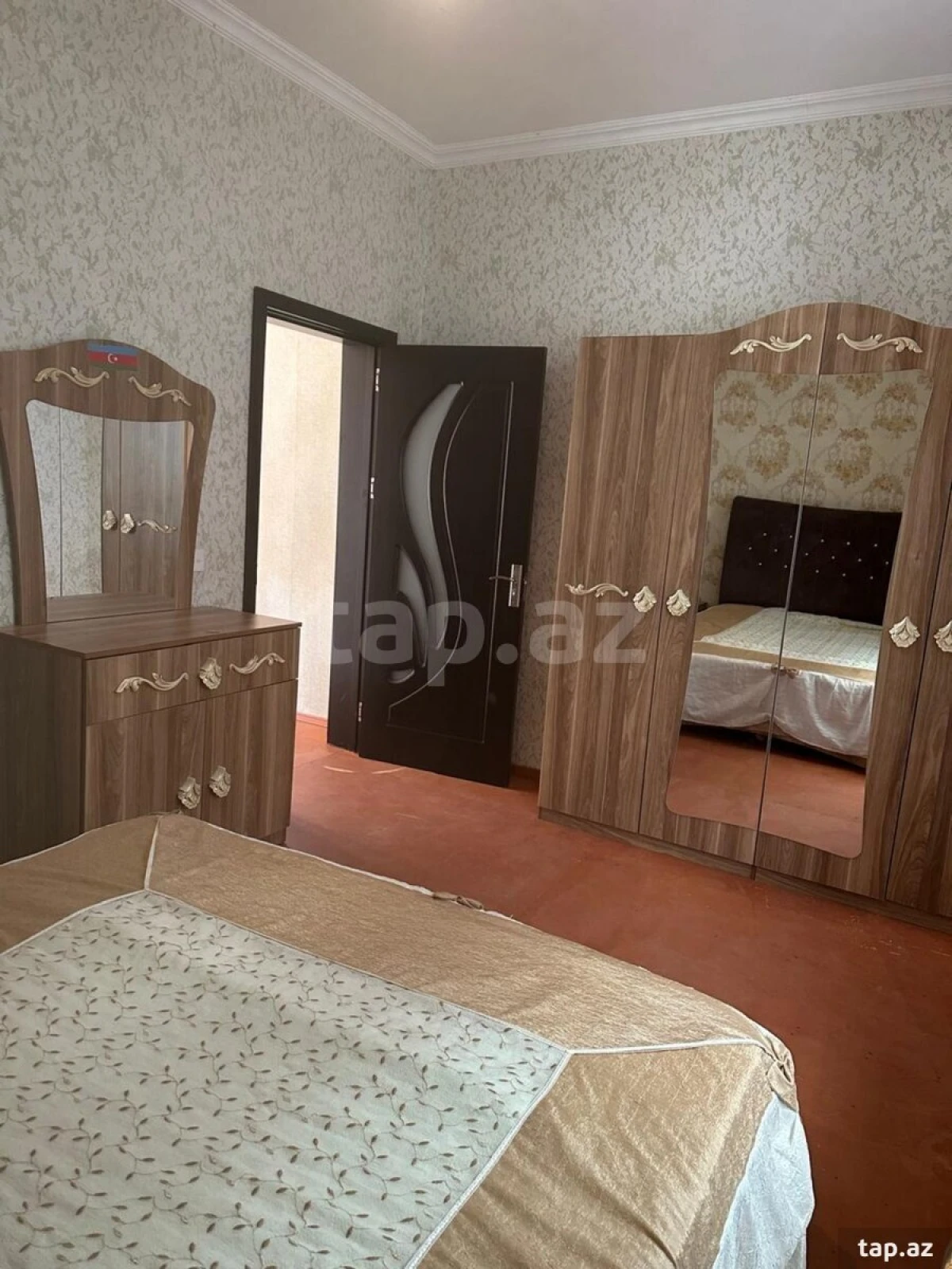 Kirayə verilir 3 otaqlı həyət evi