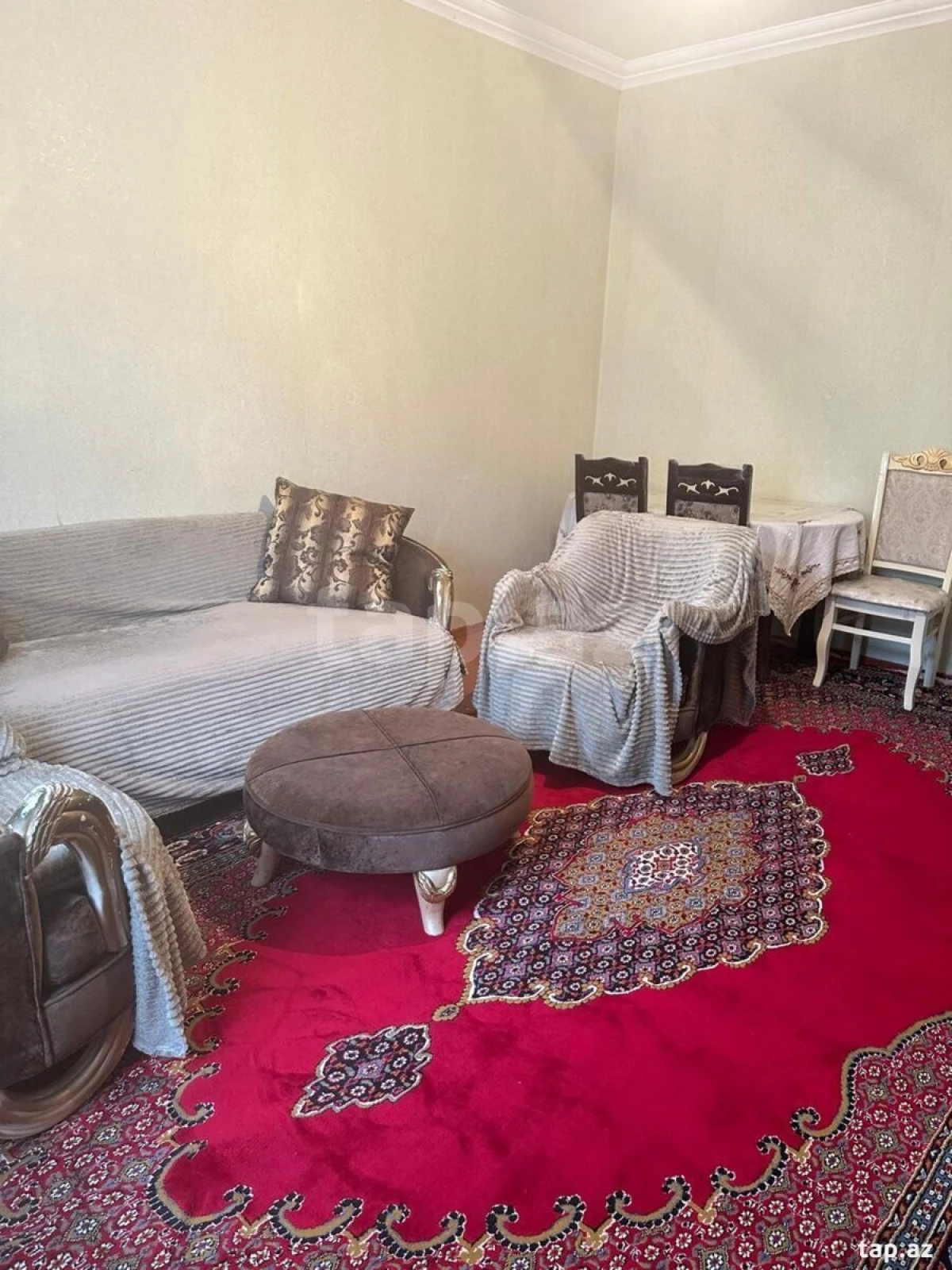 Kirayə verilir 3 otaqlı həyət evi