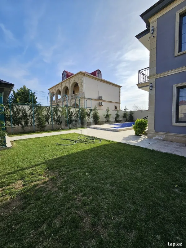 Satılır 7 otaqlı həyət evi