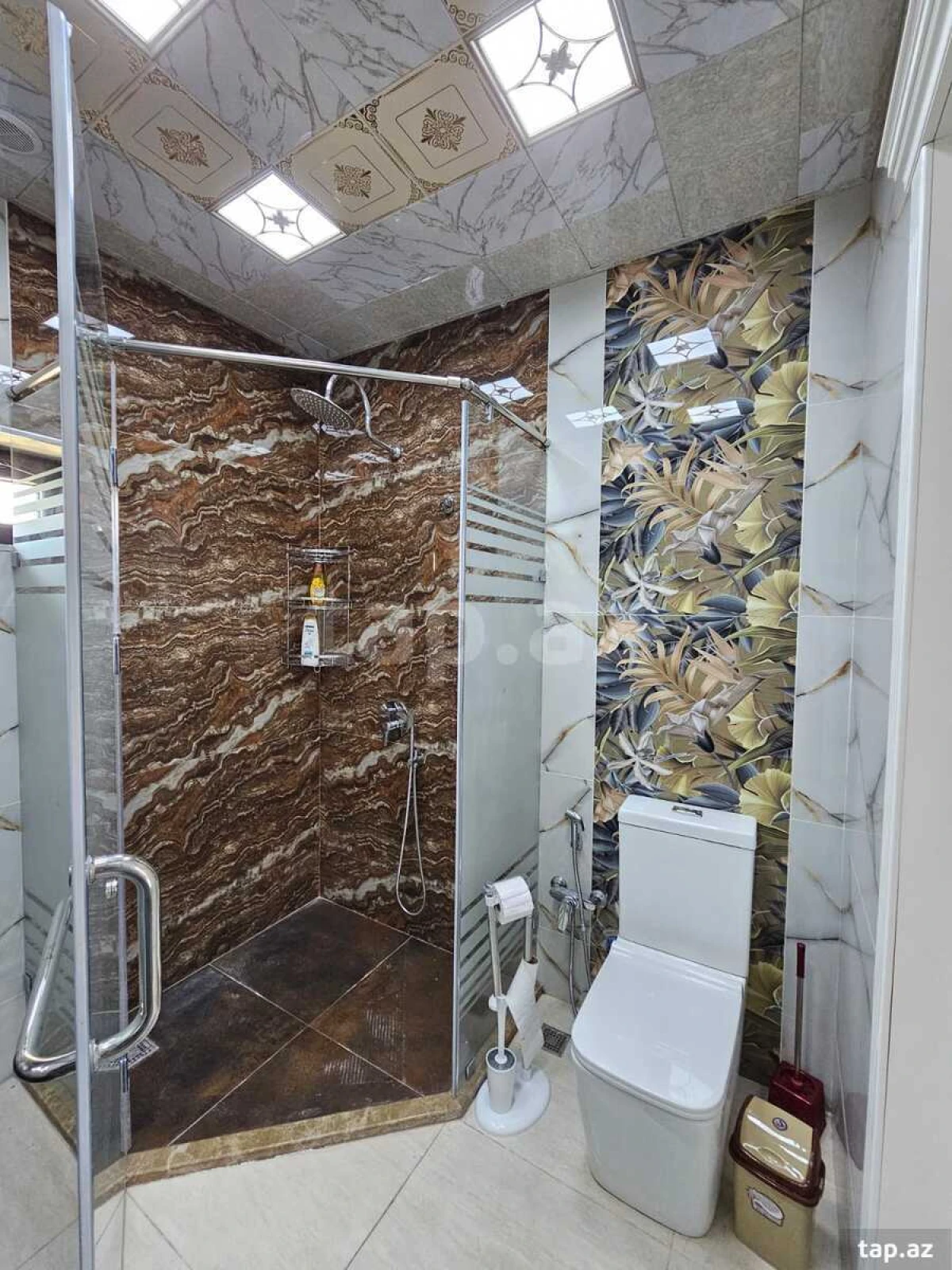 Satılır 7 otaqlı həyət evi