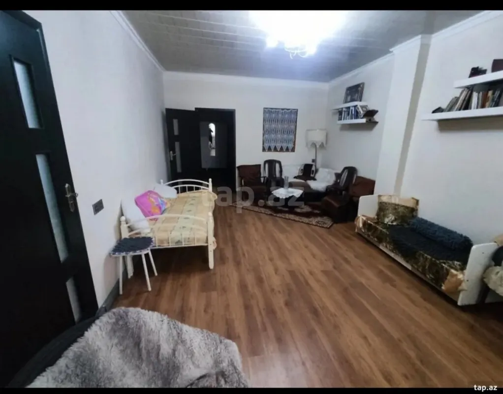 Satılır 3 otaqlı həyət evi