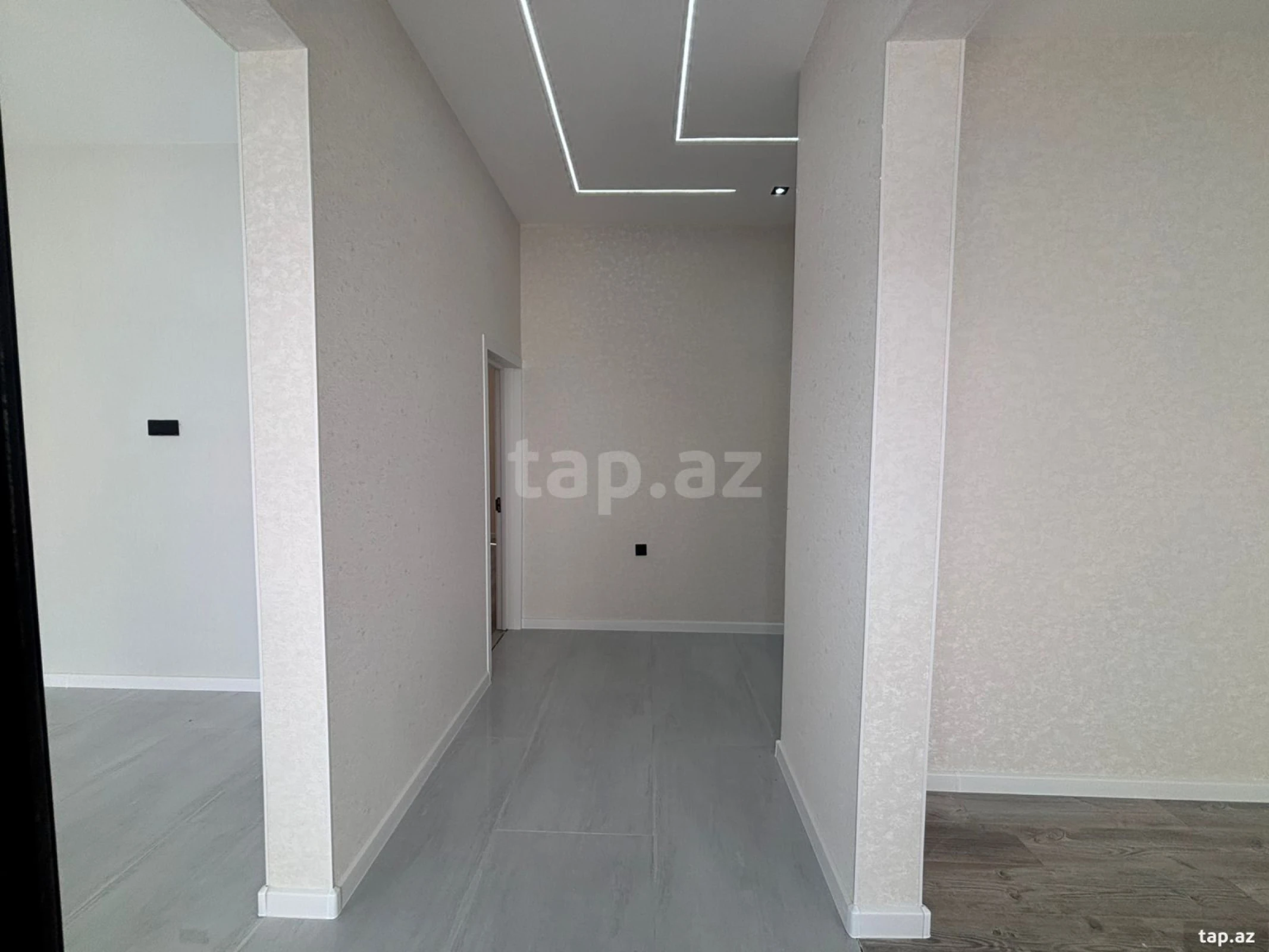 Satılır 4 otaqlı həyət evi