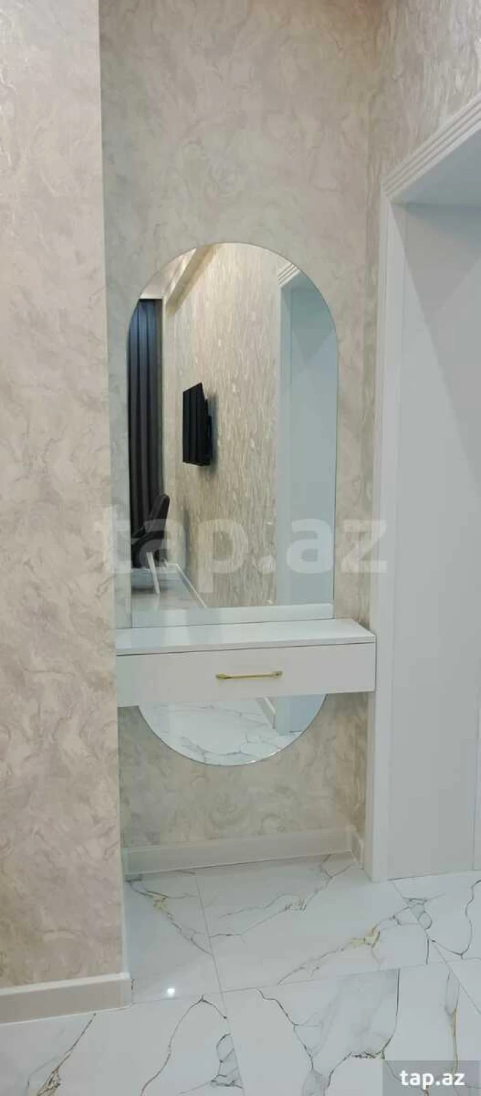 Kirayə verilir 2 otaqlı yeni tikili 50 m²