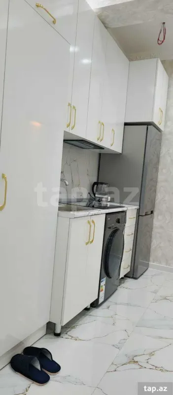 Kirayə verilir 2 otaqlı yeni tikili 50 m²