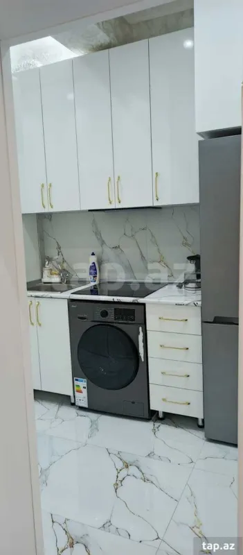 Kirayə verilir 2 otaqlı yeni tikili 50 m²