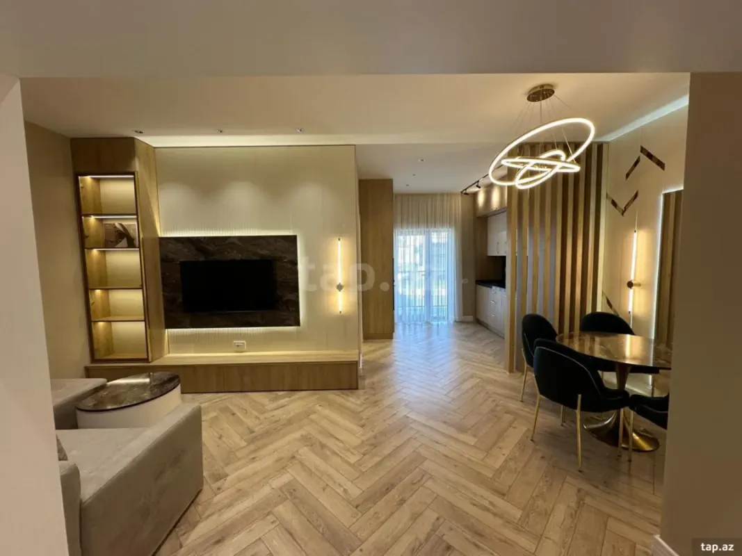 Kirayə verilir 2 otaqlı yeni tikili 70 m²