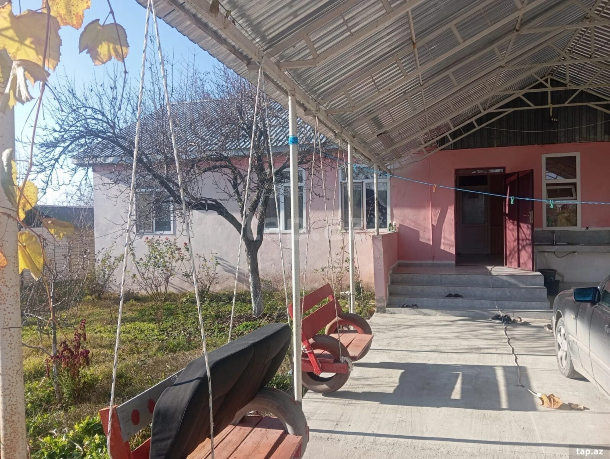 Satılır 3 otaqlı həyət evi 110 m²