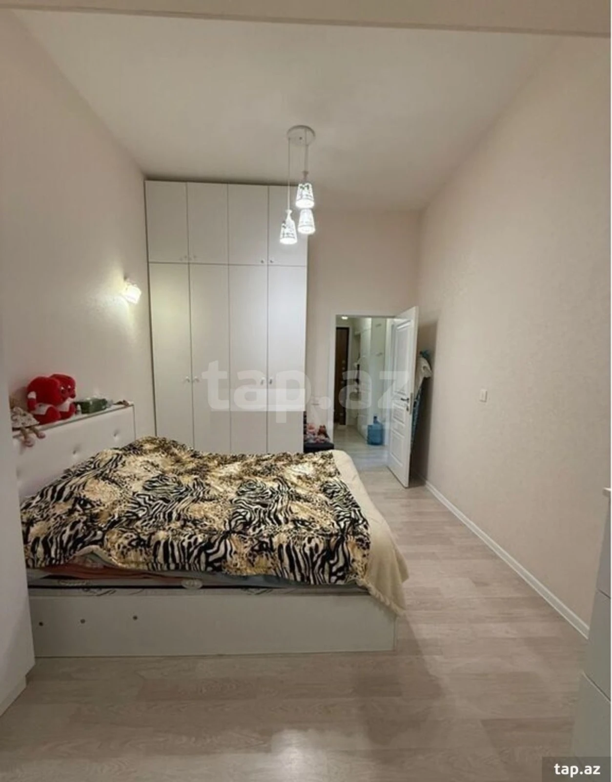 Satılır 2 otaqlı mənzil 47 m²