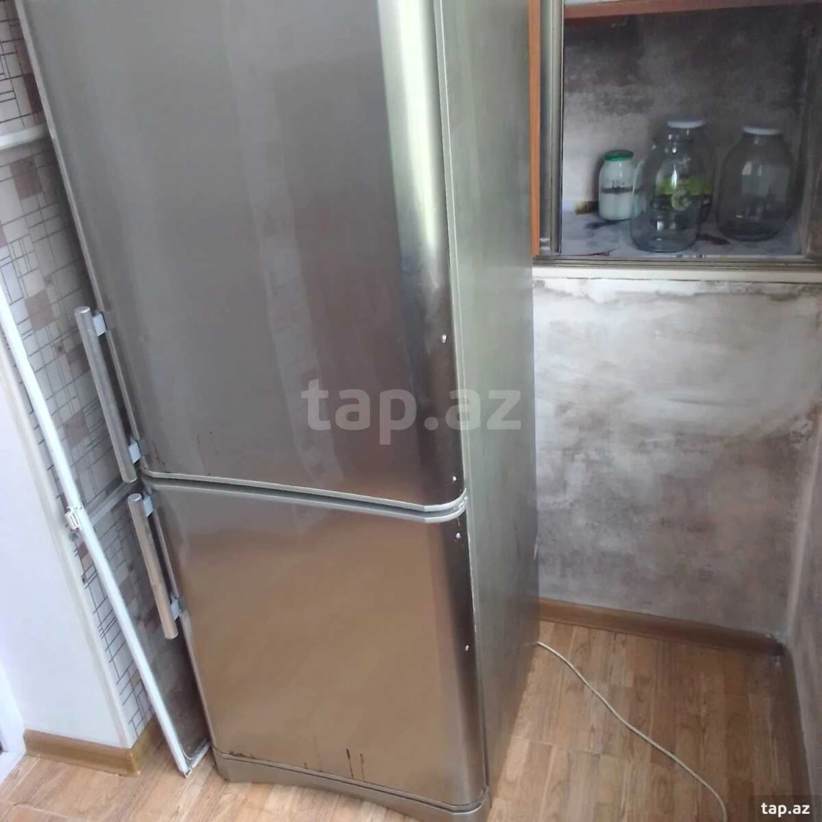 Satılır 2 otaqlı mənzil 50 m²
