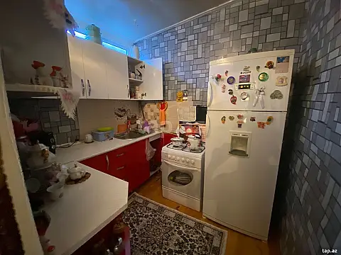 Satılır 4 otaqlı həyət evi