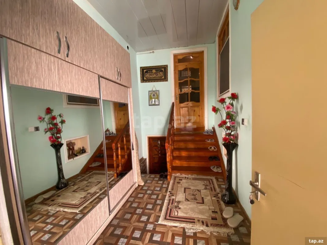 Satılır 4 otaqlı həyət evi