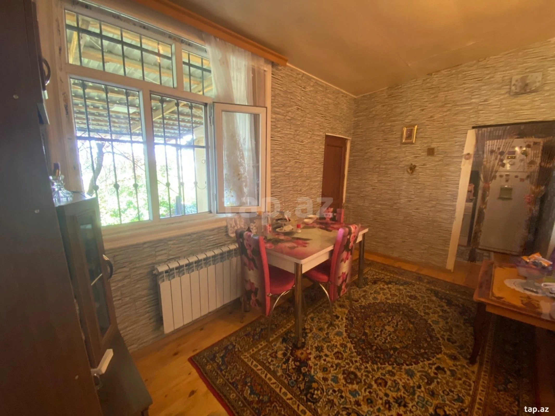 Satılır 4 otaqlı həyət evi