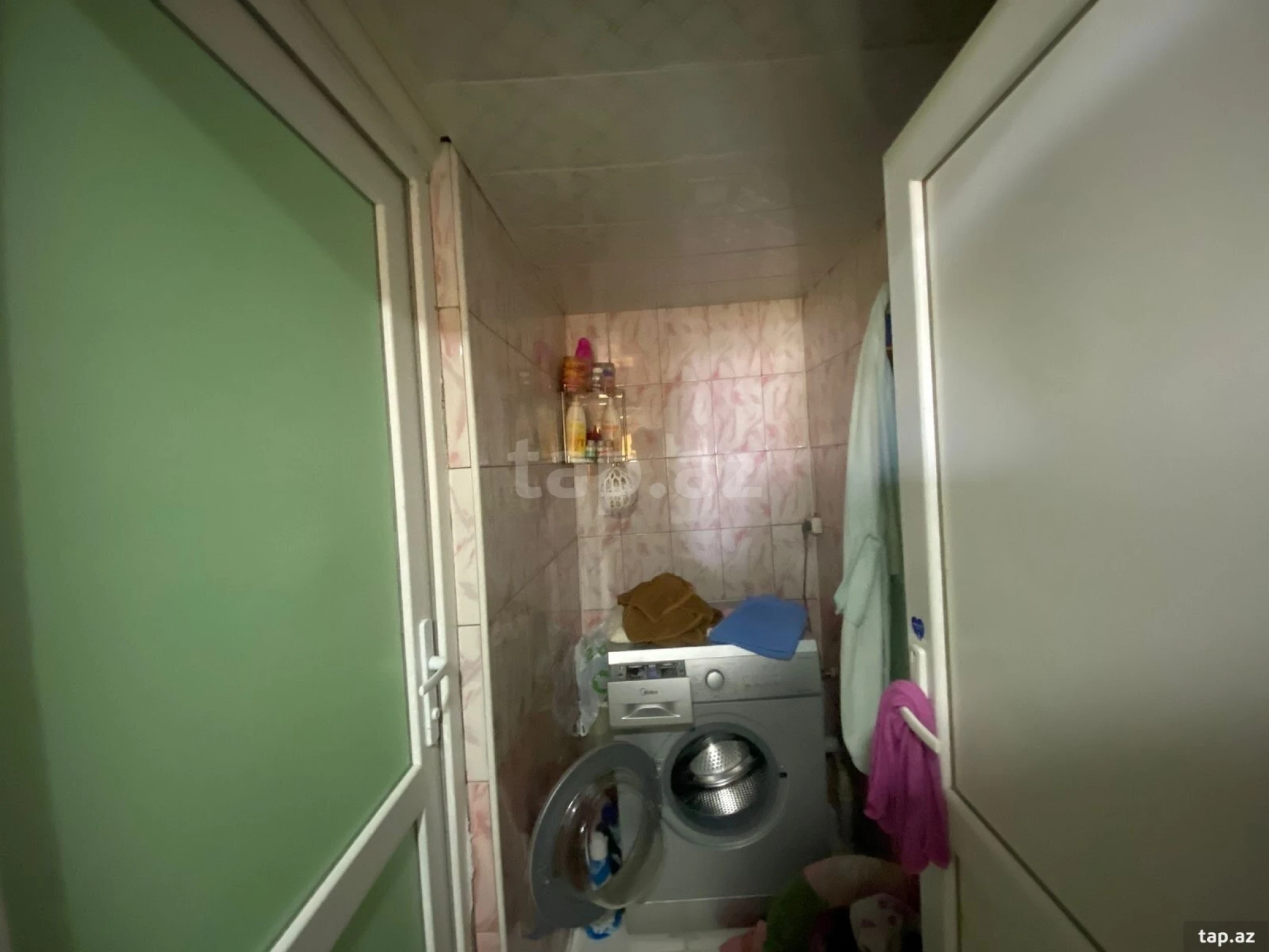 Satılır 4 otaqlı həyət evi