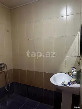 Kirayə verilir 2 otaqlı mənzil 80 m²