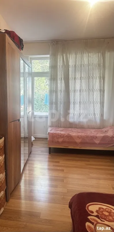 Kirayə verilir 2 otaqlı mənzil 80 m²