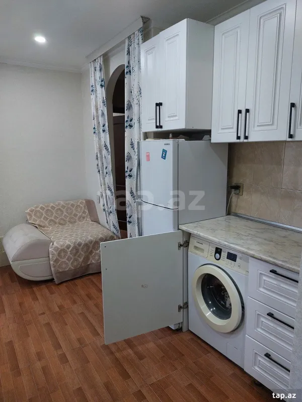 Kirayə verilir 2 otaqlı mənzil 70 m²