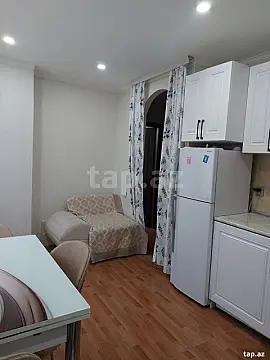 Kirayə verilir 2 otaqlı mənzil 70 m²