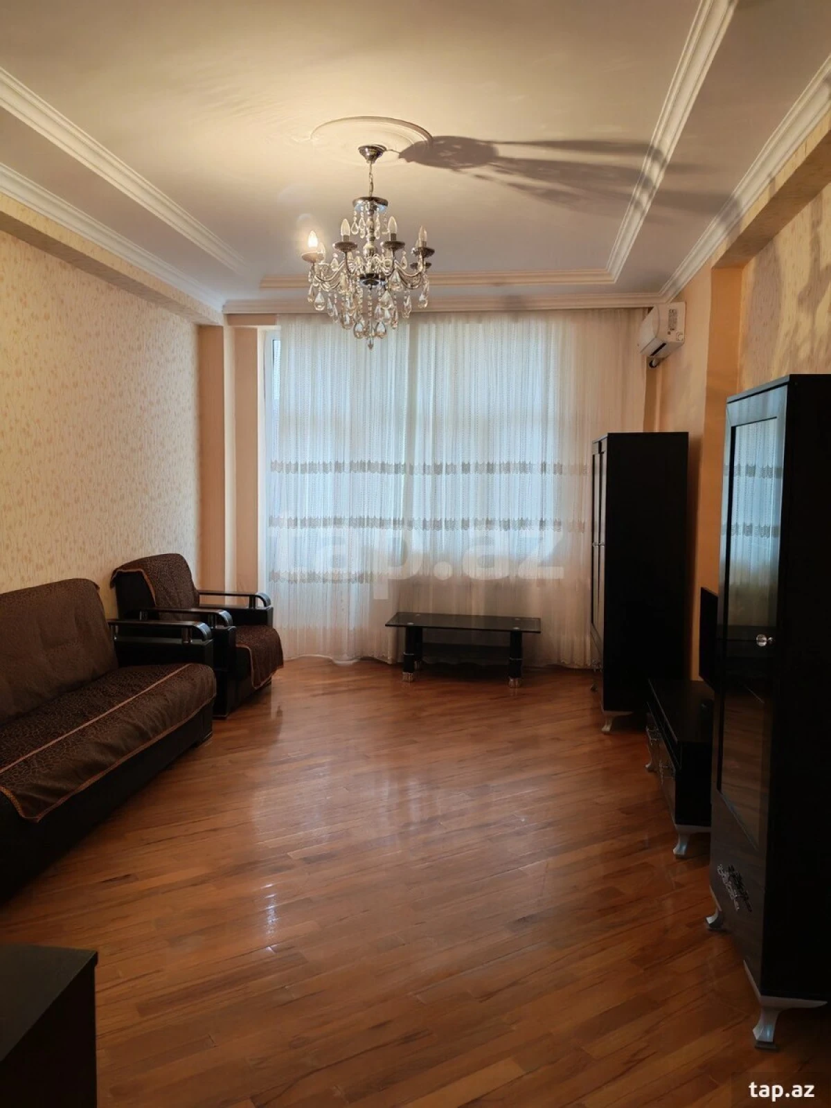Kirayə verilir 2 otaqlı yeni tikili 90 m²
