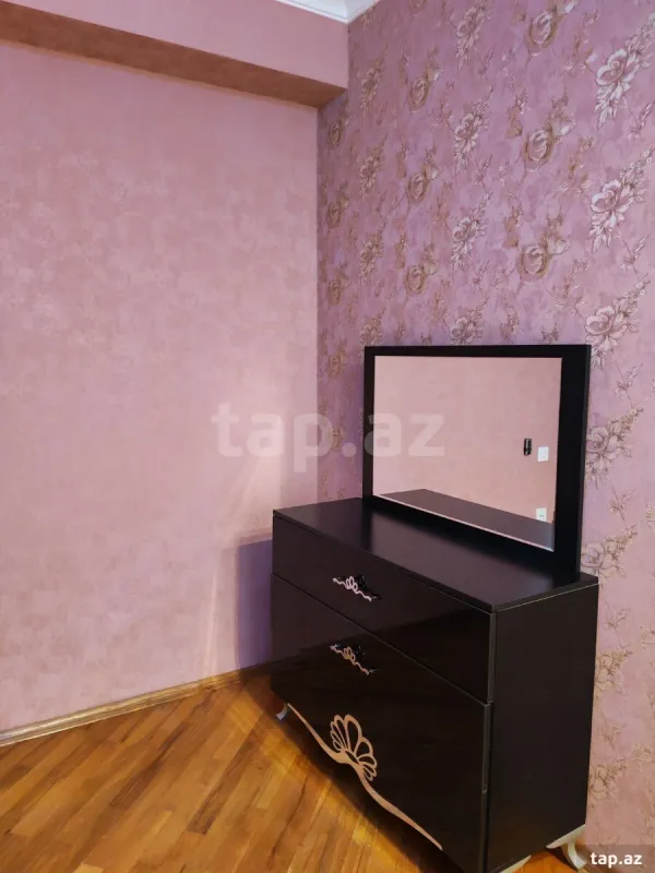 Kirayə verilir 2 otaqlı yeni tikili 90 m²