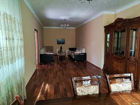 Kirayə verilir 5 otaqlı həyət evi