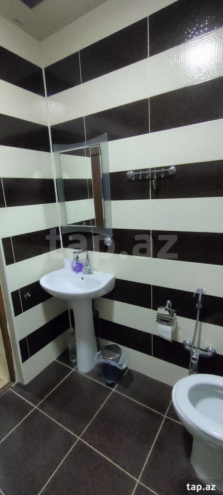 Kirayə verilir 5 otaqlı həyət evi